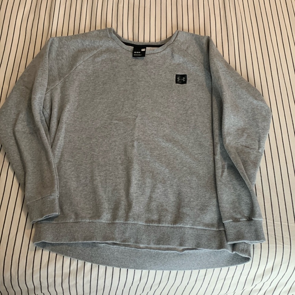 Men’s L Under Armor Crew Neck